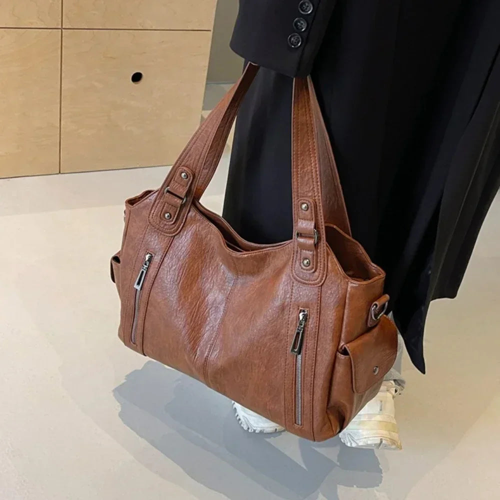The Urban Vintage Hobo Bag | Soft Vegan Leather & Zipper Details