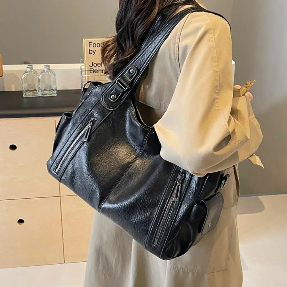 The Urban Vintage Hobo Bag | Soft Vegan Leather & Zipper Details